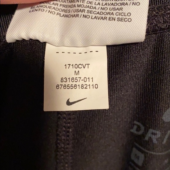 Nike Yoga Pants - Picture 8 of 8